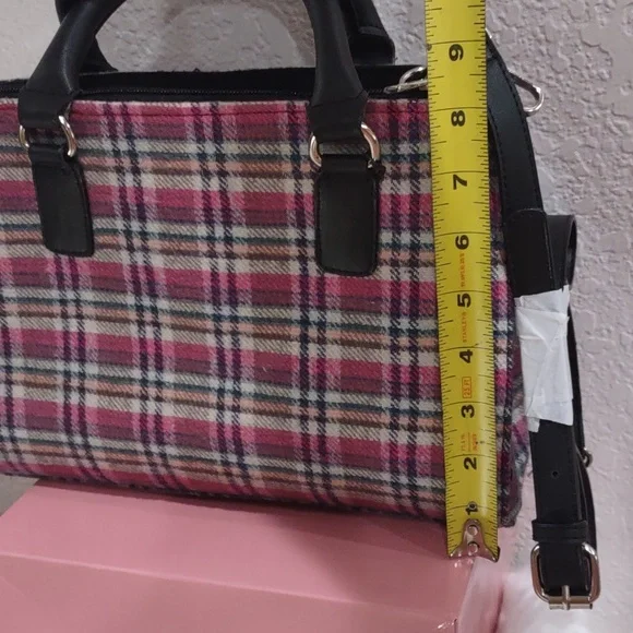 NANETTE LEPORE Satchel Bag. - Picture 9 of 17